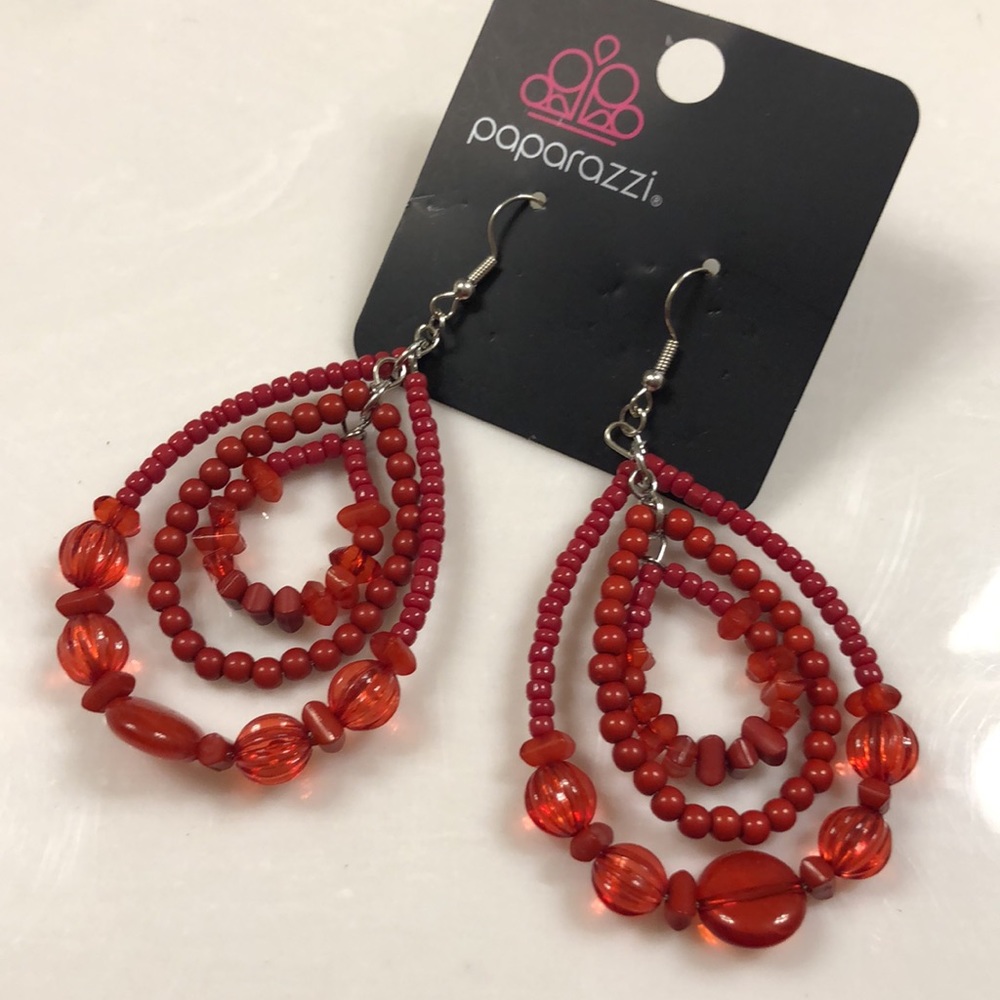 Red earrings - Picture 4 of 6